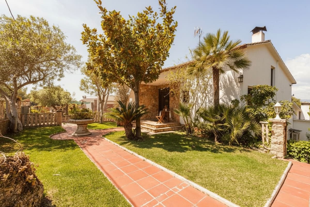 2ead4ef6-02b8-4b3d-81de-088d85e6b885