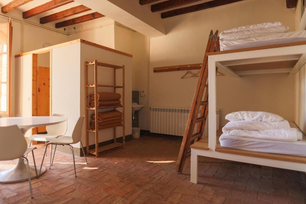 Can Traver de Besalú (3)