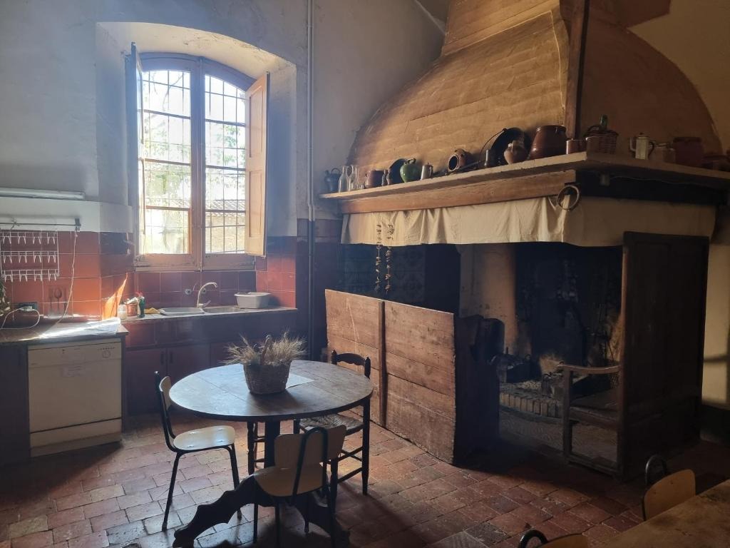 Can Traver de Besalú (6)